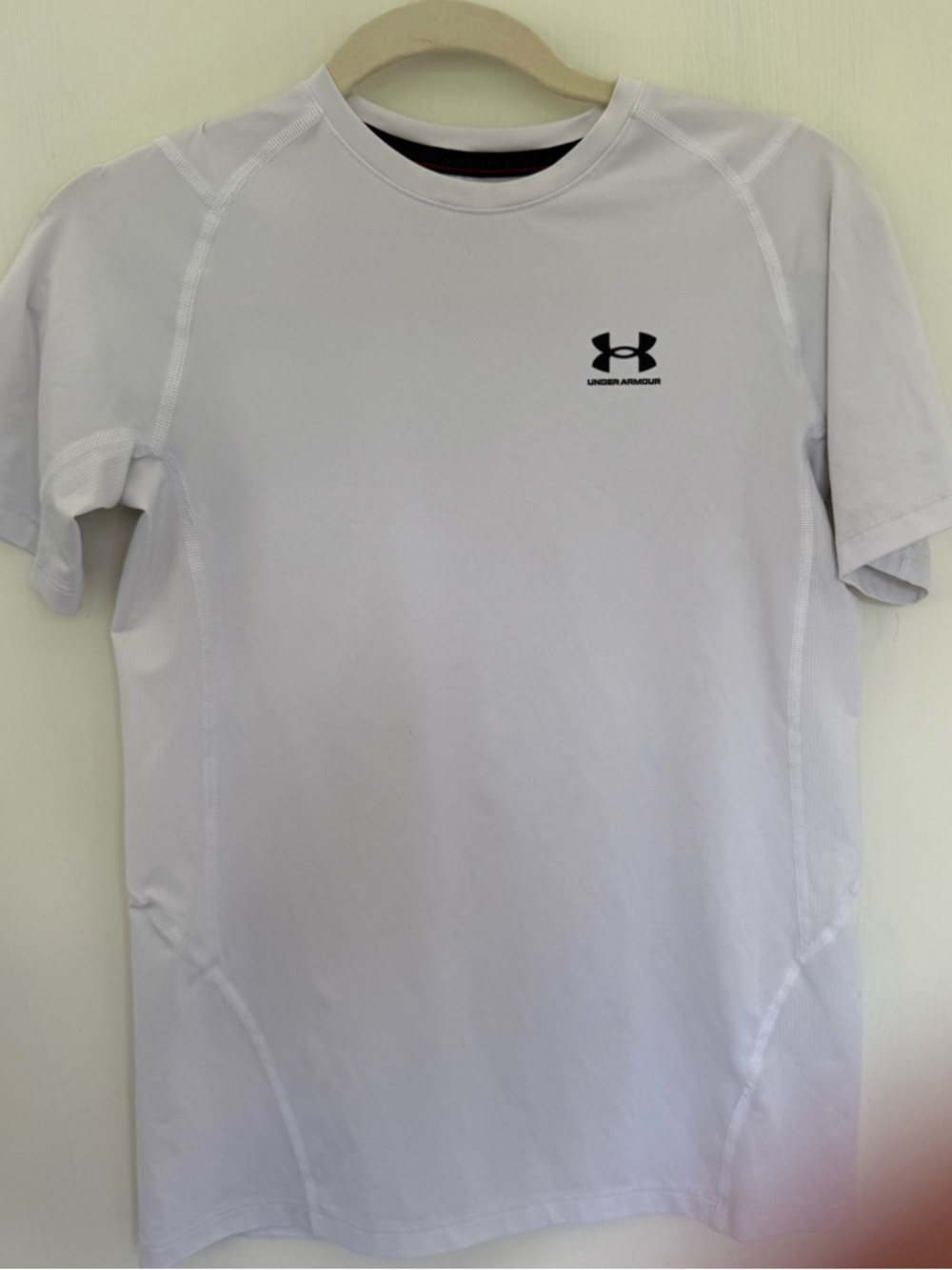 Under Armour HeatGear Boys White Fitted Short Sleeve Crew Neck T-Shirt YXL